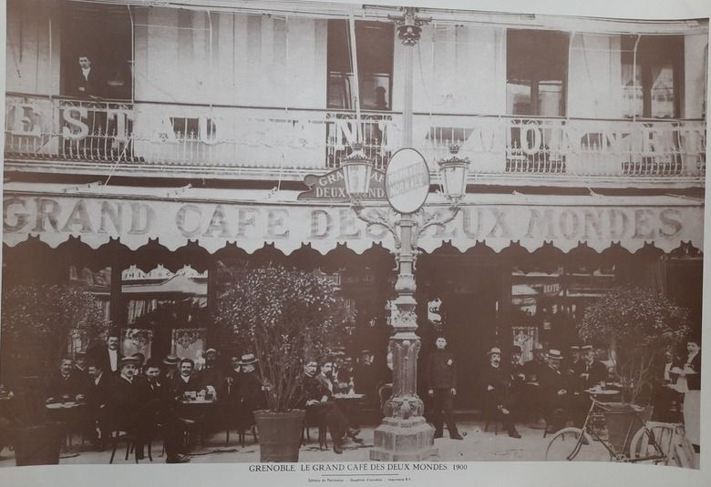 Café des Deux Mondes 2FI59